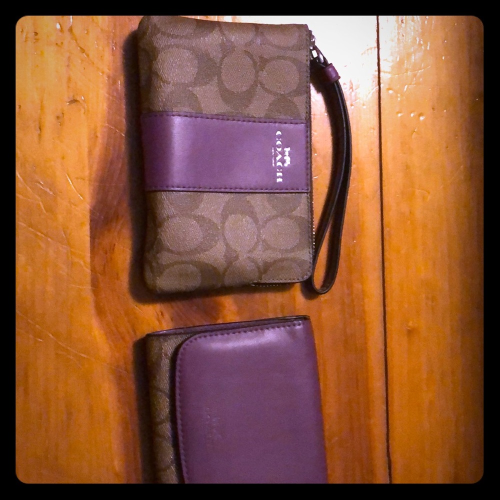 Wristlet and wallet